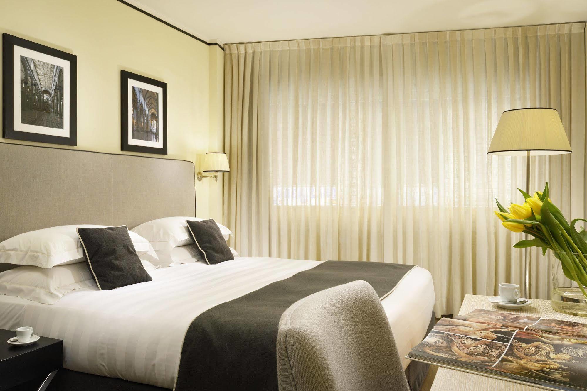 Ponte Vecchio Suites & Spa Флоренция Екстериор снимка
