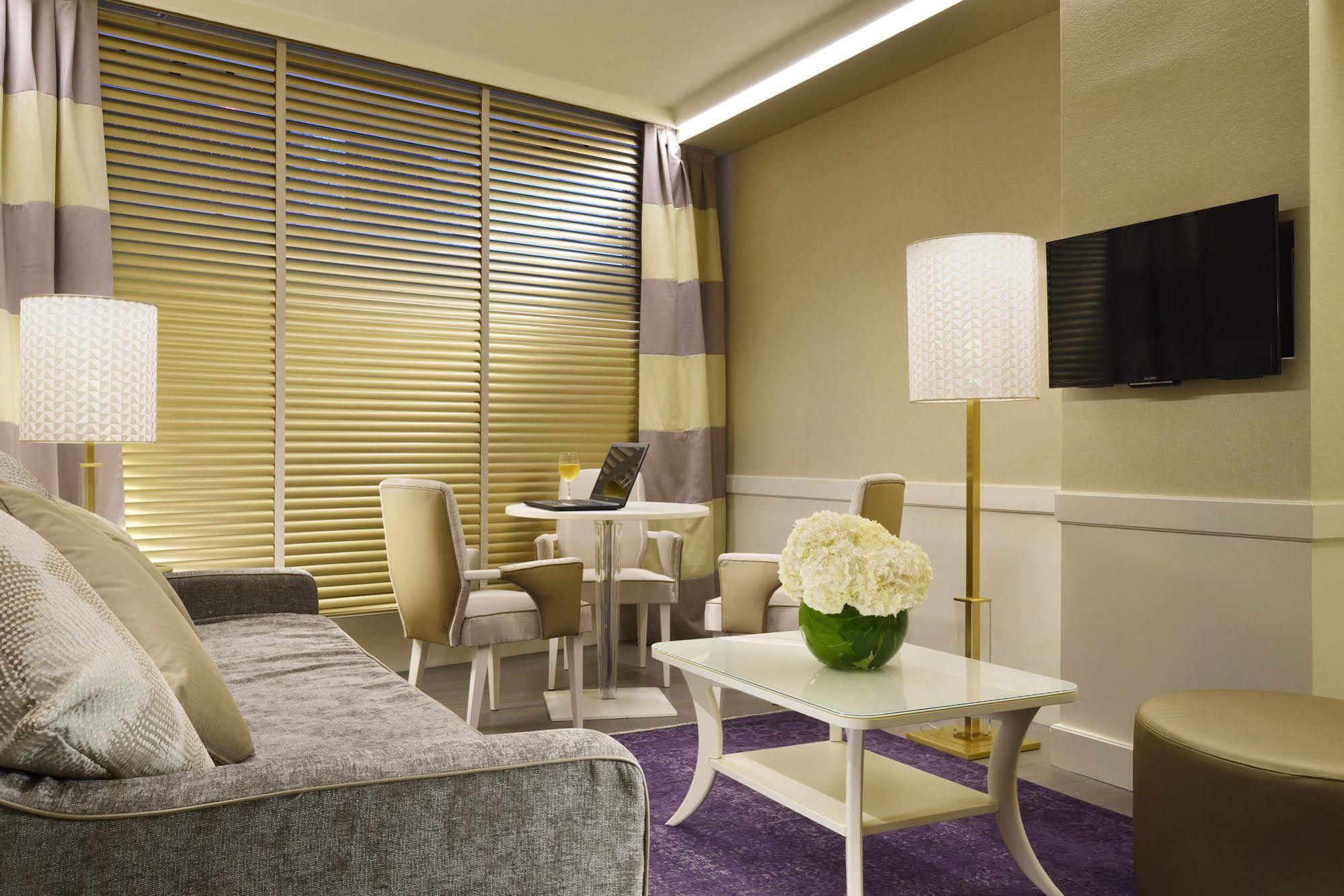 Ponte Vecchio Suites & Spa Флоренция Екстериор снимка