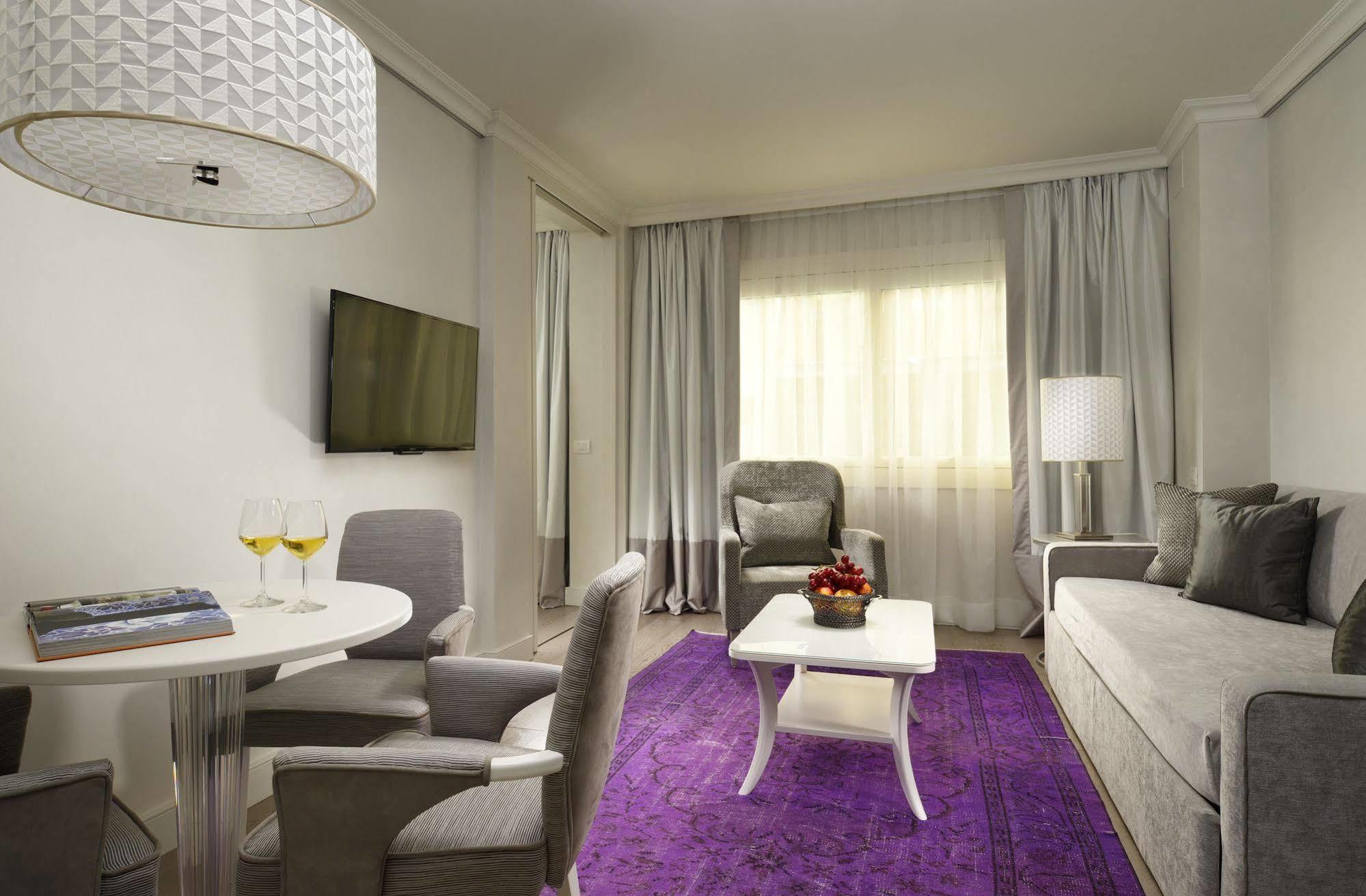 Ponte Vecchio Suites & Spa Флоренция Екстериор снимка
